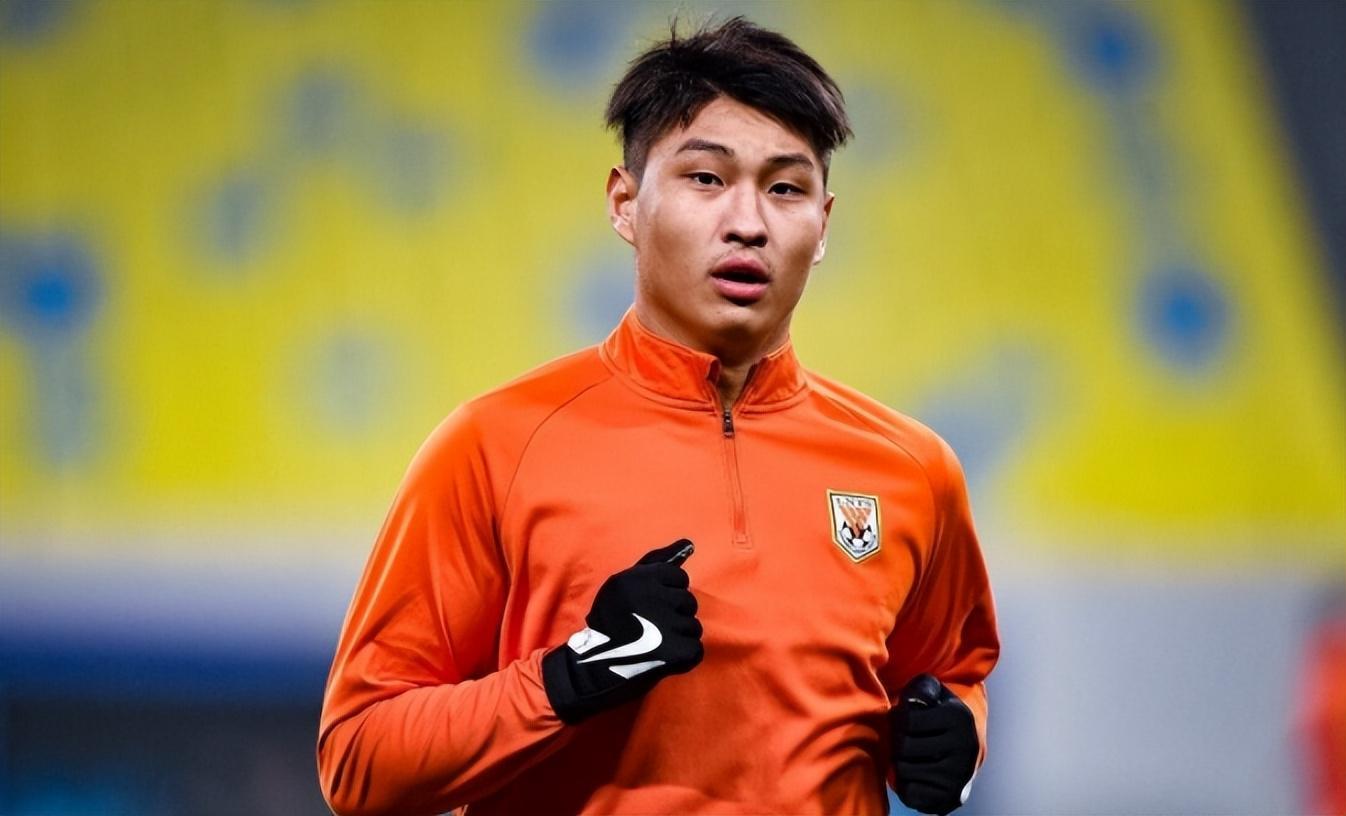 开云APP-于根伟官宣重要决定！确认两位新内援已通过试训，将加盟津门虎